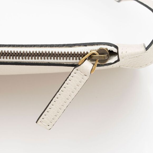 Gucci Leather Logo Drawstring Backpack - Picture 10 of 15